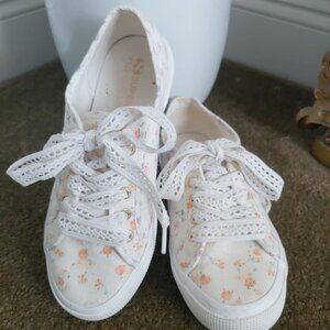 Love Shack Fancy Superga size 38  GUC sneaker canvas shoe